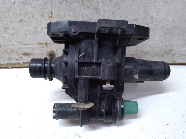 bontott CITROËN BERLINGO Termosztátház