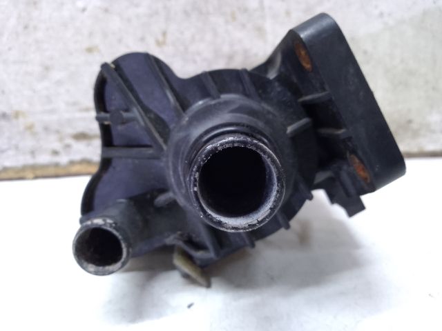 bontott CITROËN BERLINGO Termosztátház