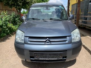 bontott CITROËN BERLINGO Homlokfal (Üres lemez)