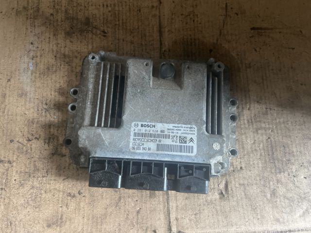 bontott CITROËN BERLINGO Motorvezérlő