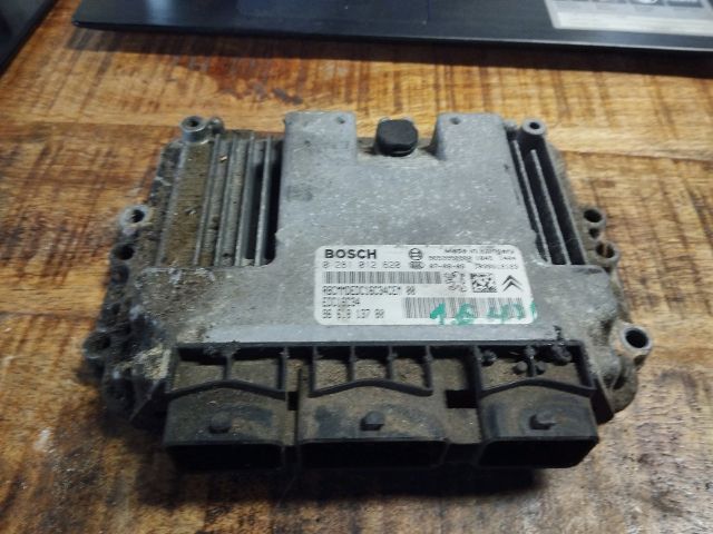 bontott CITROËN BERLINGO Motorvezérlő