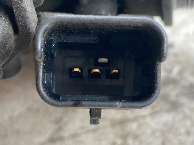 bontott CITROËN BERLINGO Termosztátház