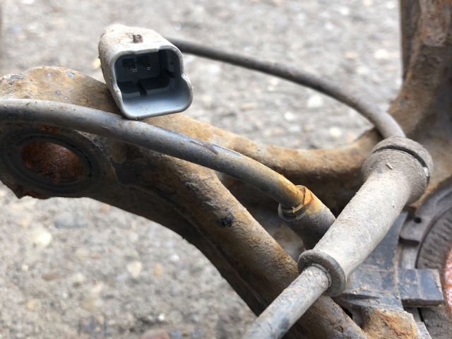 bontott CITROËN BERLINGO Bal első Kerékagy