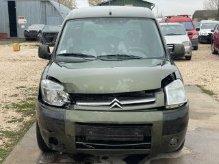 bontott CITROËN BERLINGO Biztosítéktábla Motortér