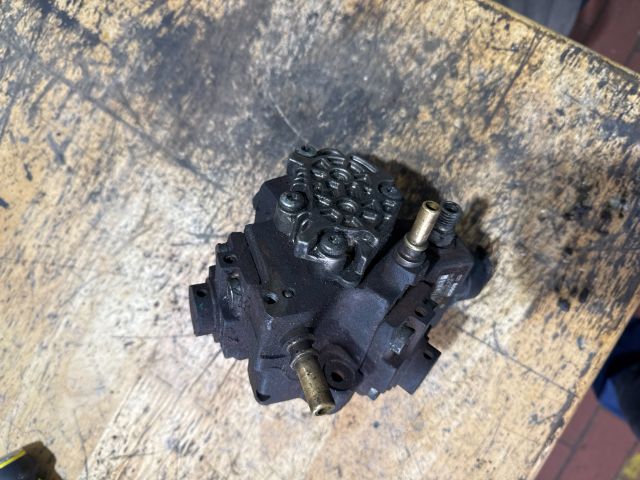 bontott CITROËN BERLINGO Nagynyomású Szivattyú