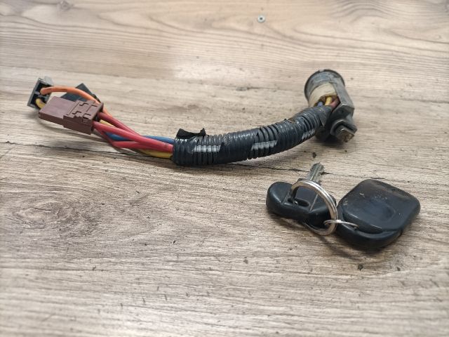 bontott CITROËN BERLINGO Gyújtáskapcsoló