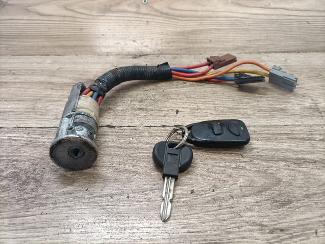 bontott CITROËN BERLINGO Gyújtáskapcsoló