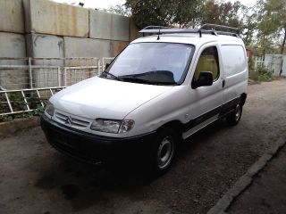 bontott CITROËN BERLINGO Motor (Fűzött blokk hengerfejjel)