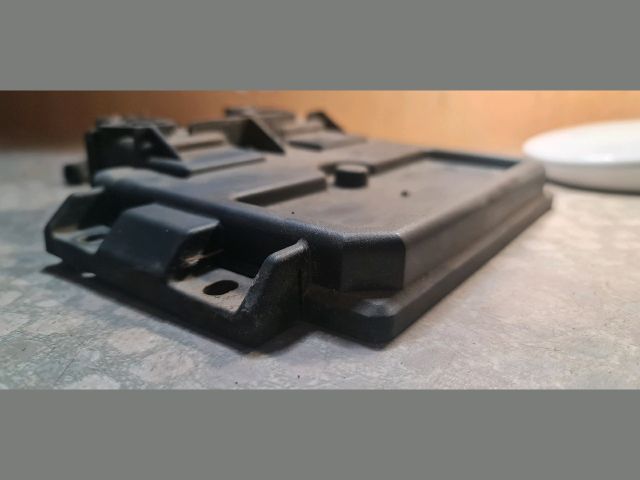 bontott CITROËN BERLINGO Motorvezérlő