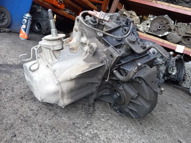 bontott CITROËN BERLINGO Váltó (Mechanikus)