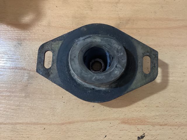 bontott CITROËN BERLINGO Váltó Tartó Bak (Pozíciófüggetlen)