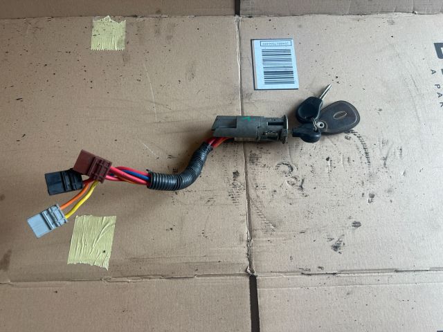 bontott CITROËN BERLINGO Gyújtáskapcsoló