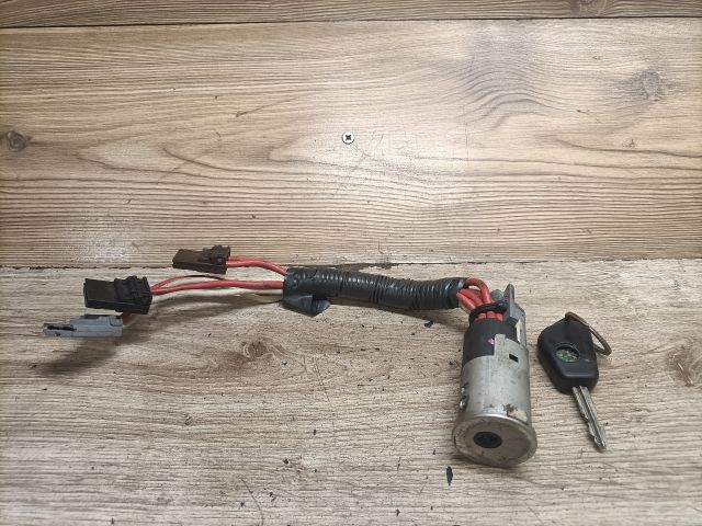 bontott CITROËN BERLINGO Gyújtáskapcsoló