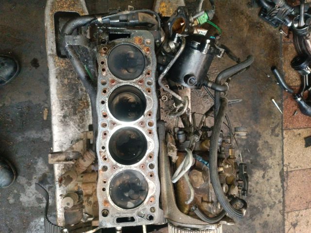 bontott CITROËN BERLINGO Motorblokk (Fűzött)