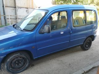 bontott CITROËN BERLINGO Önindító