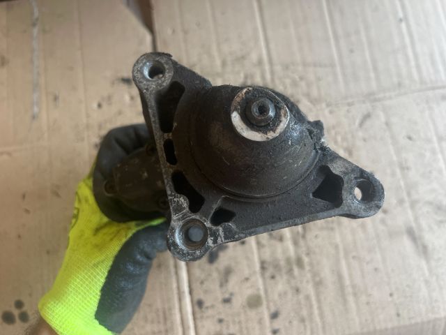 bontott CITROËN BERLINGO Önindító