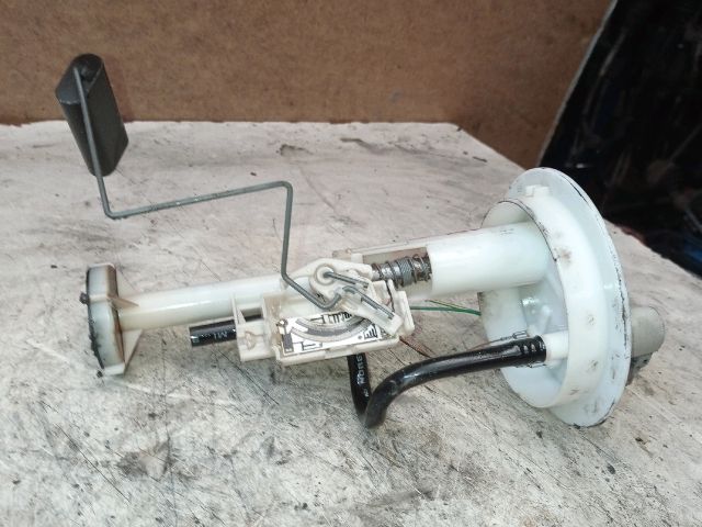 bontott CITROËN BERLINGO Üzemanyag Szivattyú