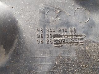 bontott CITROËN BERLINGO Felső Motorburkolat