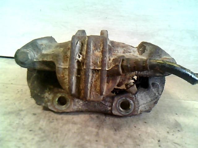 bontott CITROËN BERLINGO Jobb első Féknyereg Munkahengerrel