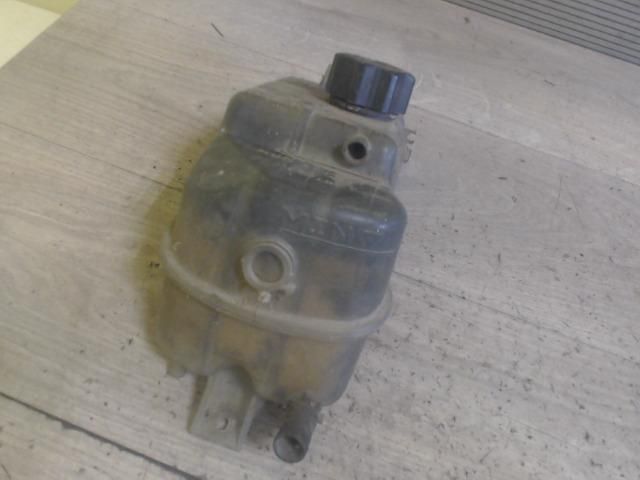 bontott CITROËN BERLINGO Kiegyenlítő Tartály