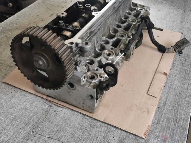 bontott CITROËN BERLINGO Hengerfej