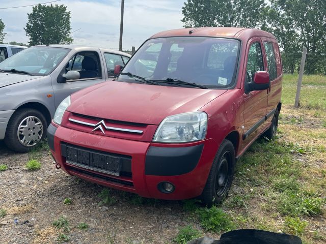 bontott CITROËN BERLINGO Homlokfal (Üres lemez)