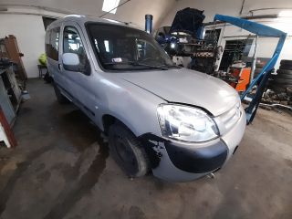 bontott CITROËN BERLINGO Jobb első Féknyereg Munkahengerrel