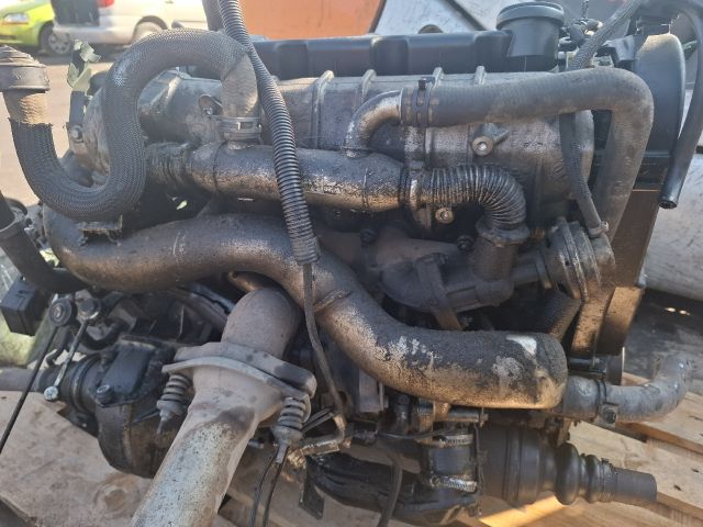 bontott CITROËN BERLINGO Motor (Fűzött blokk hengerfejjel)