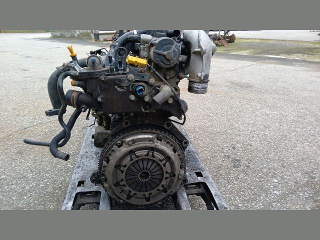 bontott CITROËN BERLINGO Motor (Fűzött blokk hengerfejjel)