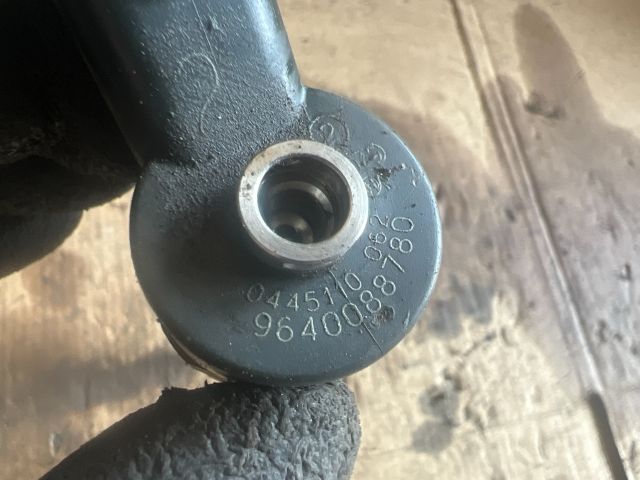 bontott CITROËN BERLINGO Porlasztó (1 db)