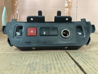 bontott CITROËN BERLINGO Ablakemelő Kapcsoló Négyes / Kettes