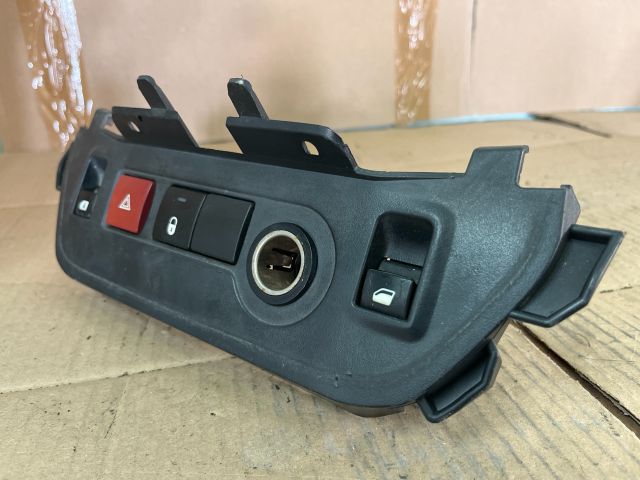 bontott CITROËN BERLINGO Ablakemelő Kapcsoló Négyes / Kettes