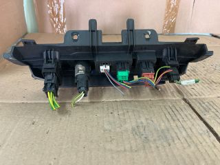 bontott CITROËN BERLINGO Ablakemelő Kapcsoló Négyes / Kettes