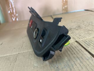 bontott CITROËN BERLINGO Ablakemelő Kapcsoló Négyes / Kettes