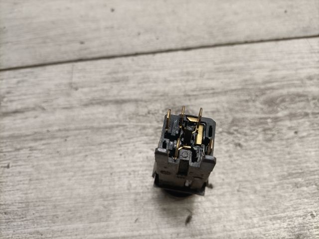 bontott CITROËN BERLINGO Ablakfűtés Kapcsoló