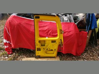 bontott CITROËN BERLINGO Bal Csomagtérajtó (Részeivel)