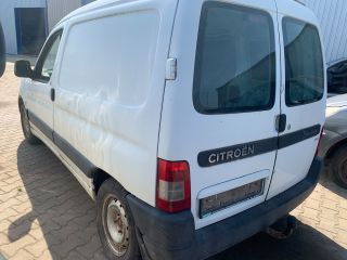 bontott CITROËN BERLINGO Bal Csomagtérajtó (Részeivel)