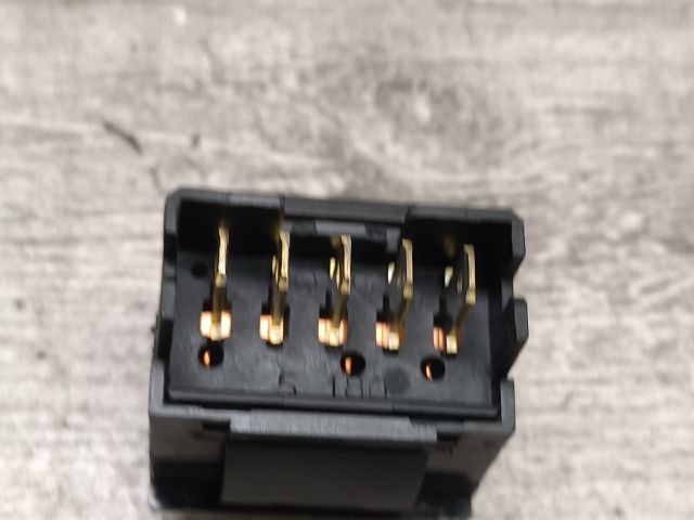 bontott CITROËN BERLINGO Bal első Ablakemelő Kapcsoló