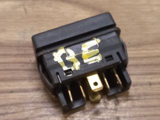 bontott CITROËN BERLINGO Bal első Ablakemelő Kapcsoló