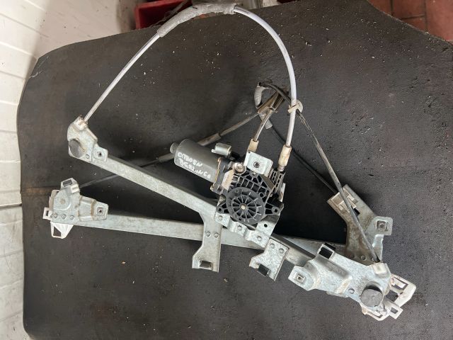 bontott CITROËN BERLINGO Bal első Ablakemelő Szerkezet (Elektromos)