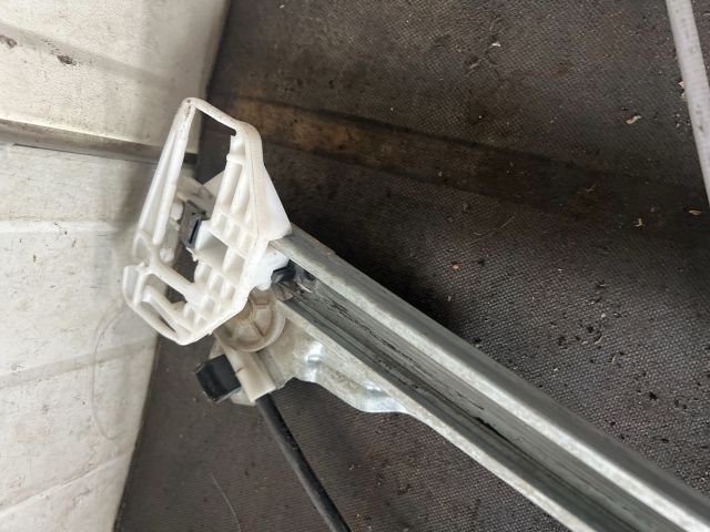 bontott CITROËN BERLINGO Bal első Ablakemelő Szerkezet (Elektromos)