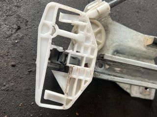 bontott CITROËN BERLINGO Bal első Ablakemelő Szerkezet (Elektromos)