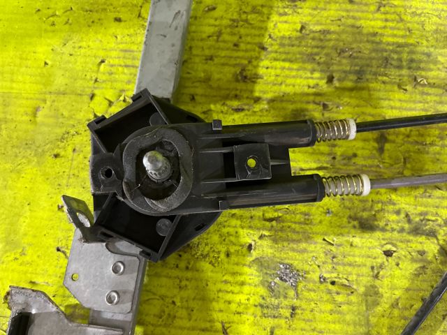 bontott CITROËN BERLINGO Bal első Ablakemelő Szerkezet (Mechanikus)