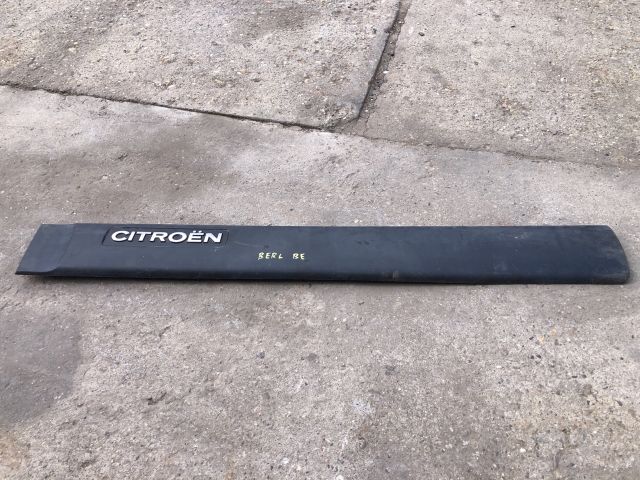 bontott CITROËN BERLINGO Bal első Ajtó Díszléc