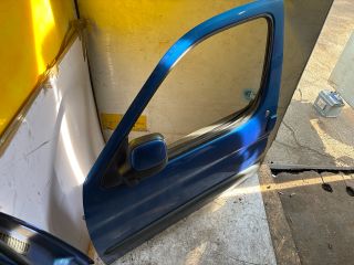 bontott CITROËN BERLINGO Bal első Ajtó (Részeivel)