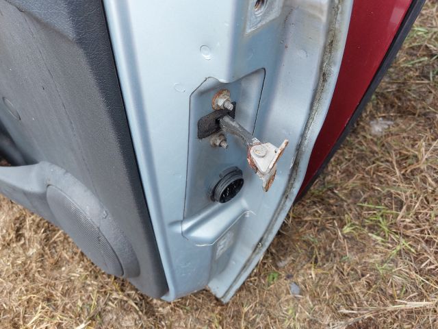 bontott CITROËN BERLINGO Bal első Ajtó (Részeivel)