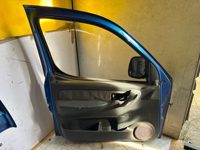 bontott CITROËN BERLINGO Bal első Ajtó (Részeivel)