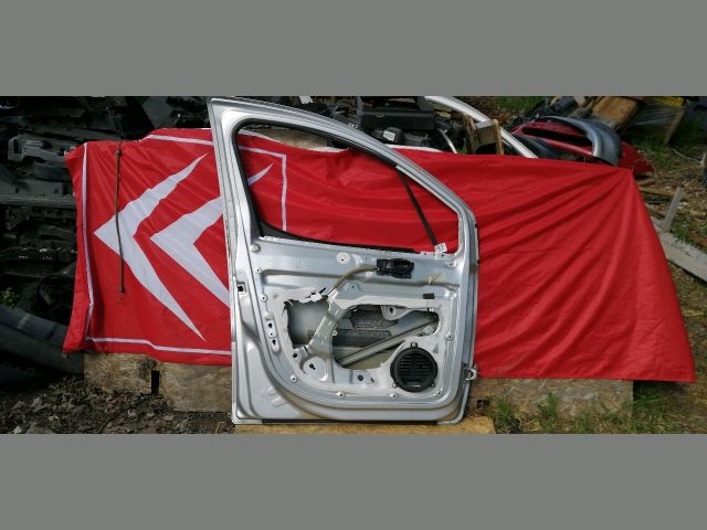 bontott CITROËN BERLINGO Bal első Ajtó (Részeivel)