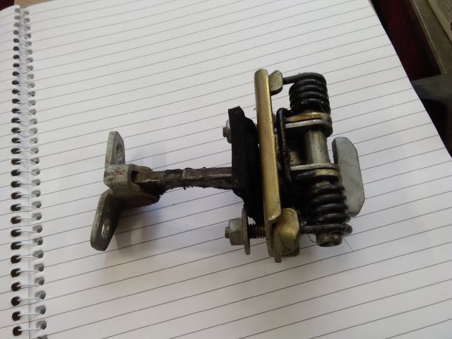 bontott CITROËN BERLINGO Bal első Ajtóhatároló