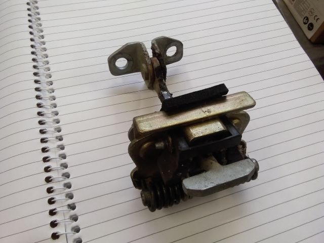 bontott CITROËN BERLINGO Bal első Ajtóhatároló